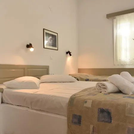 Vidalis Hotel 3*