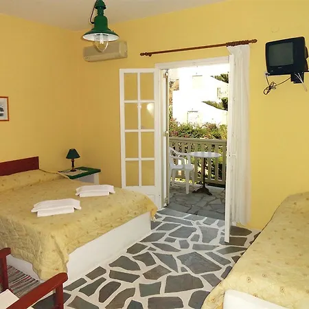 Vidalis 3* קיוניה